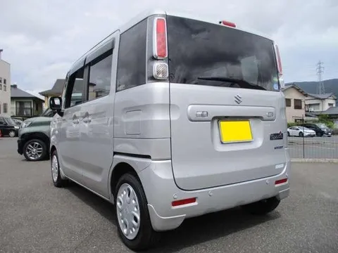 Suzuki Spacia