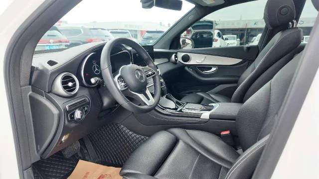 Mercedes-Benz Mercedes-Benz GLC