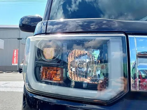 Toyota Pixis Mega