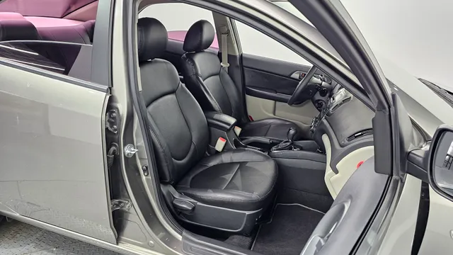 Kia Cerato (Forte)