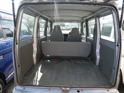 Mitsubishi Minicab Van