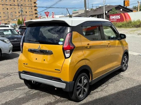 Mitsubishi eK X