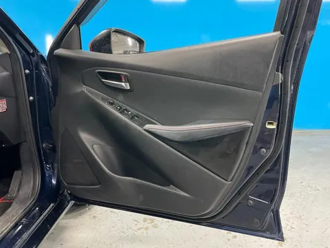 Mazda Mazda2 (Demio)