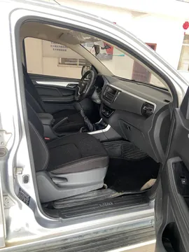 Isuzu RE-MAX
