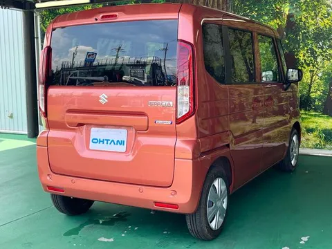 Suzuki Spacia
