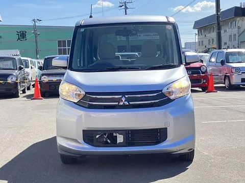 Mitsubishi eK Space