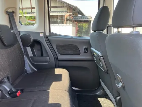 Mitsubishi eK Space Custom