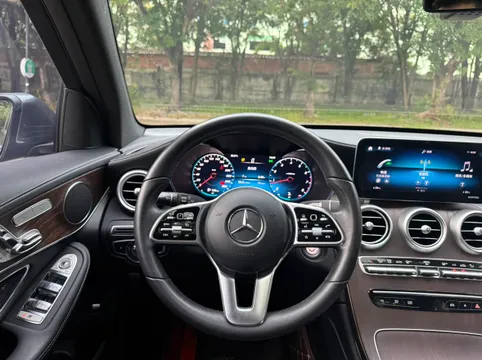 Mercedes-Benz Mercedes-Benz GLC