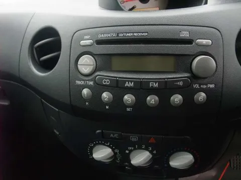 Daihatsu Esse