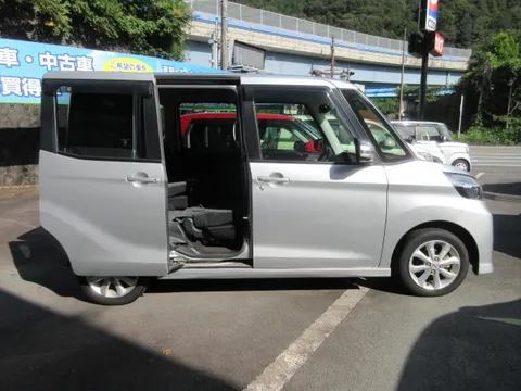 Nissan Dayz Roox