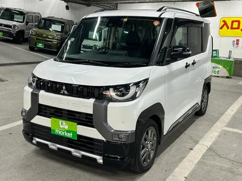 Mitsubishi Delica Mini