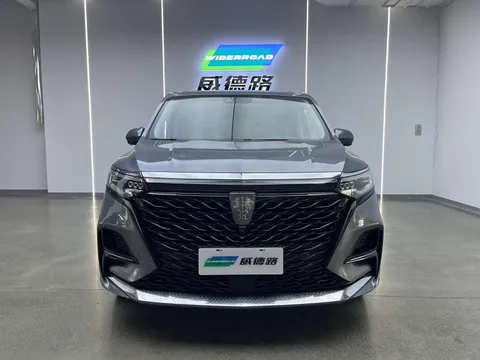 Roewe iMAX8