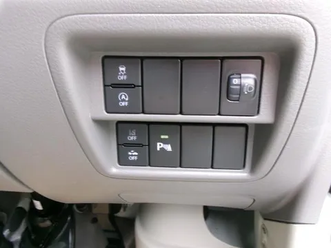 Mitsubishi Minicab Van