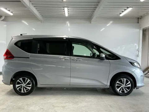 Honda Freed Plus