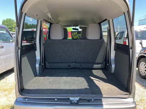 Mitsubishi Minicab Van
