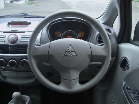 Mitsubishi I