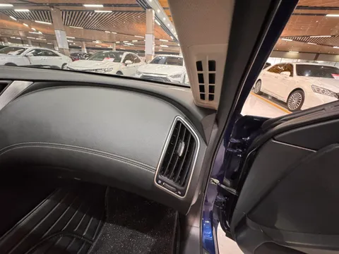 Infiniti Q50L