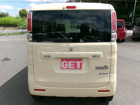 Suzuki Spacia