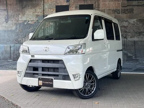 Toyota Pixis Van