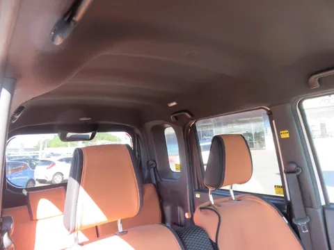 Toyota Pixis Mega
