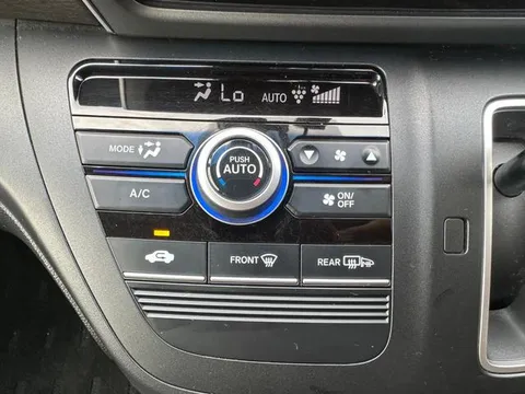 Honda Freed Plus