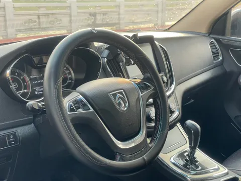 Baojun 560
