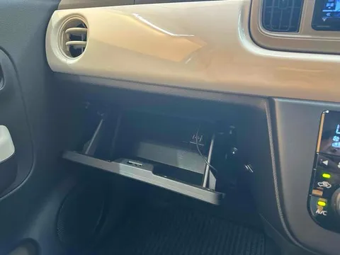 Daihatsu Mira Tocot