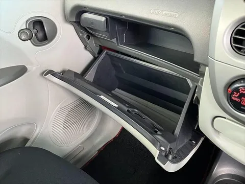 Mitsubishi I