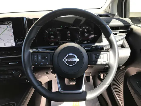 Nissan Note Aura