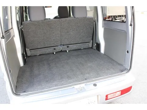 Mitsubishi Minicab Van