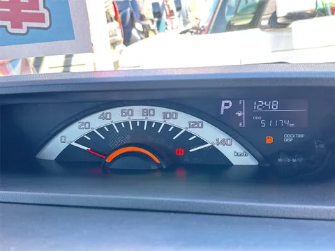 Toyota Pixis Mega
