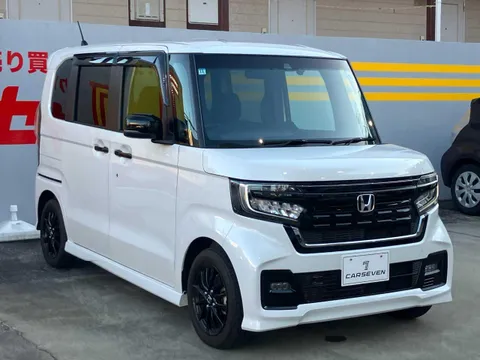 Honda N-BOX Custom