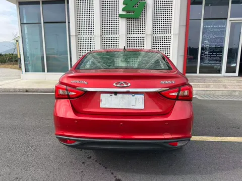 Chery Arrizo 5
