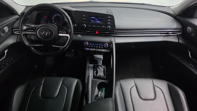 Hyundai Elantra (Avante)