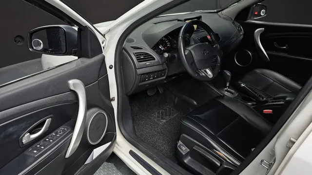 Renault SM3