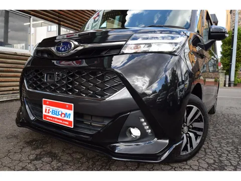 Subaru Justy Minivan