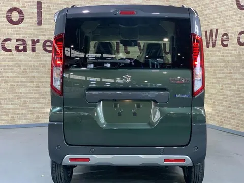 Suzuki Spacia Gear