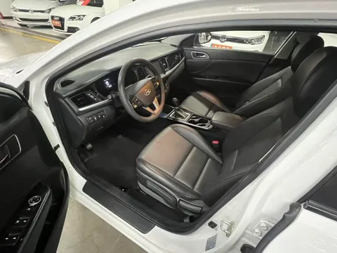 Hyundai Mistra