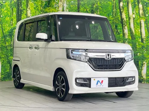 Honda N-BOX Custom