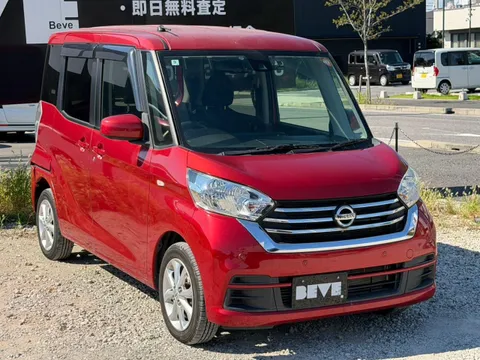 Nissan Dayz Roox