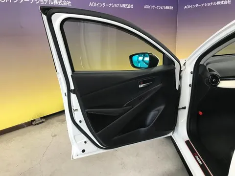 Mazda Mazda2 (Demio)