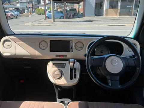 Daihatsu Mira Cocoa