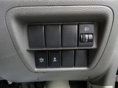 Mitsubishi Minicab Van