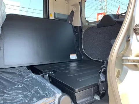 Suzuki Spacia Base