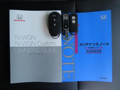 Honda N-WGN Custom