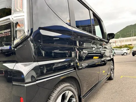 Suzuki Spacia Custom