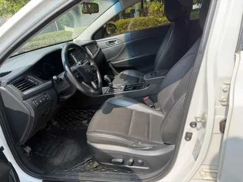 Hyundai Mistra