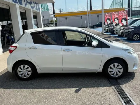 Toyota Yaris (Vitz)