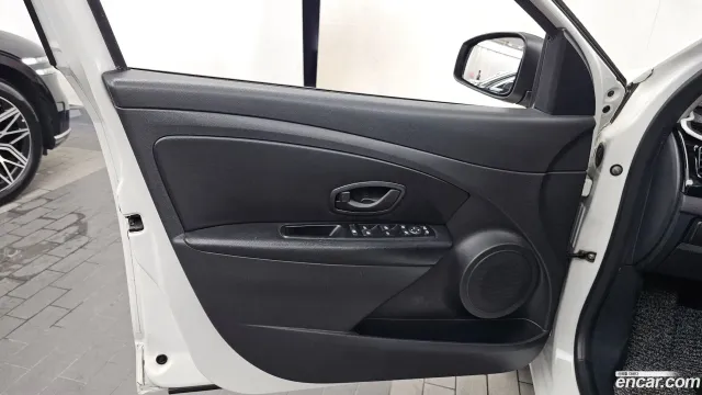 Renault SM3