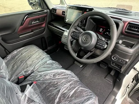 Suzuki Spacia